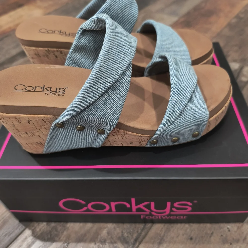 Corky's Denim Wedges - Picture 2 of 5